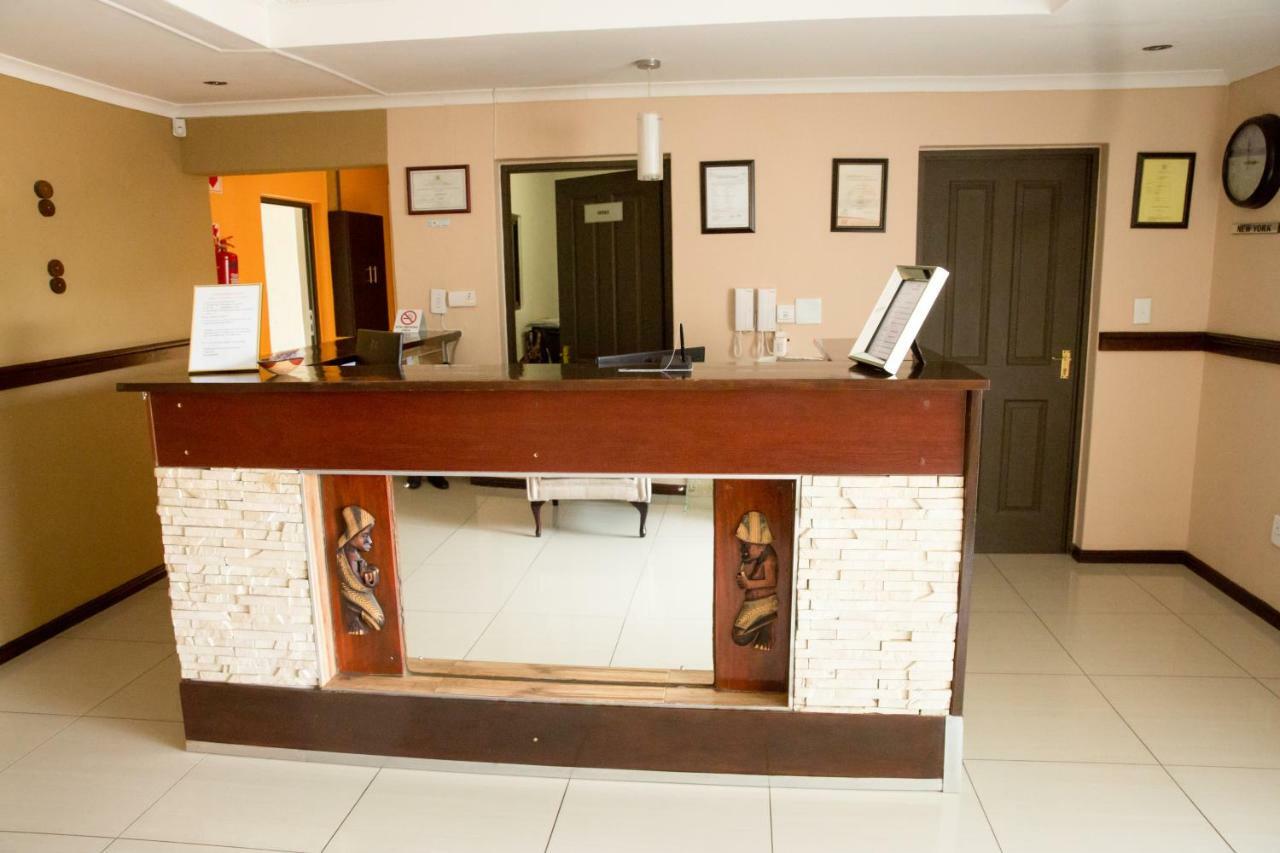 A-Z Boutique Guesthouse Βίντχουκ Εξωτερικό φωτογραφία